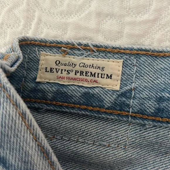 Levi’s Original Mickey Mouse Jeans - Picture 2 of 8